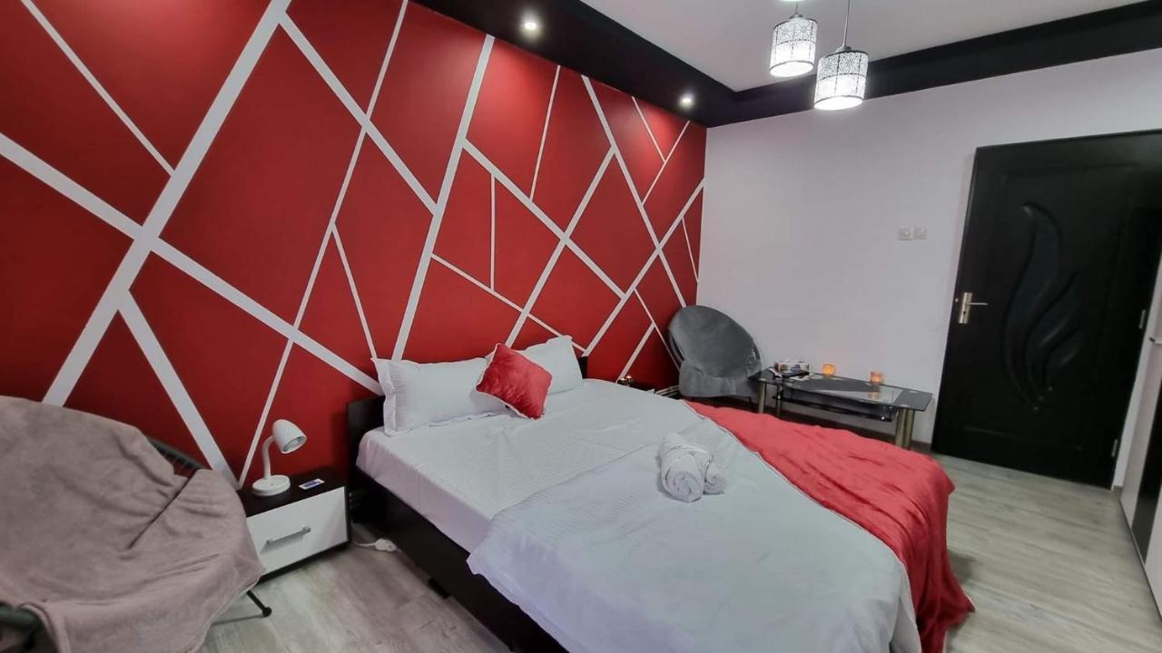 Appartement Studio Vale à Hunedoara Extérieur photo